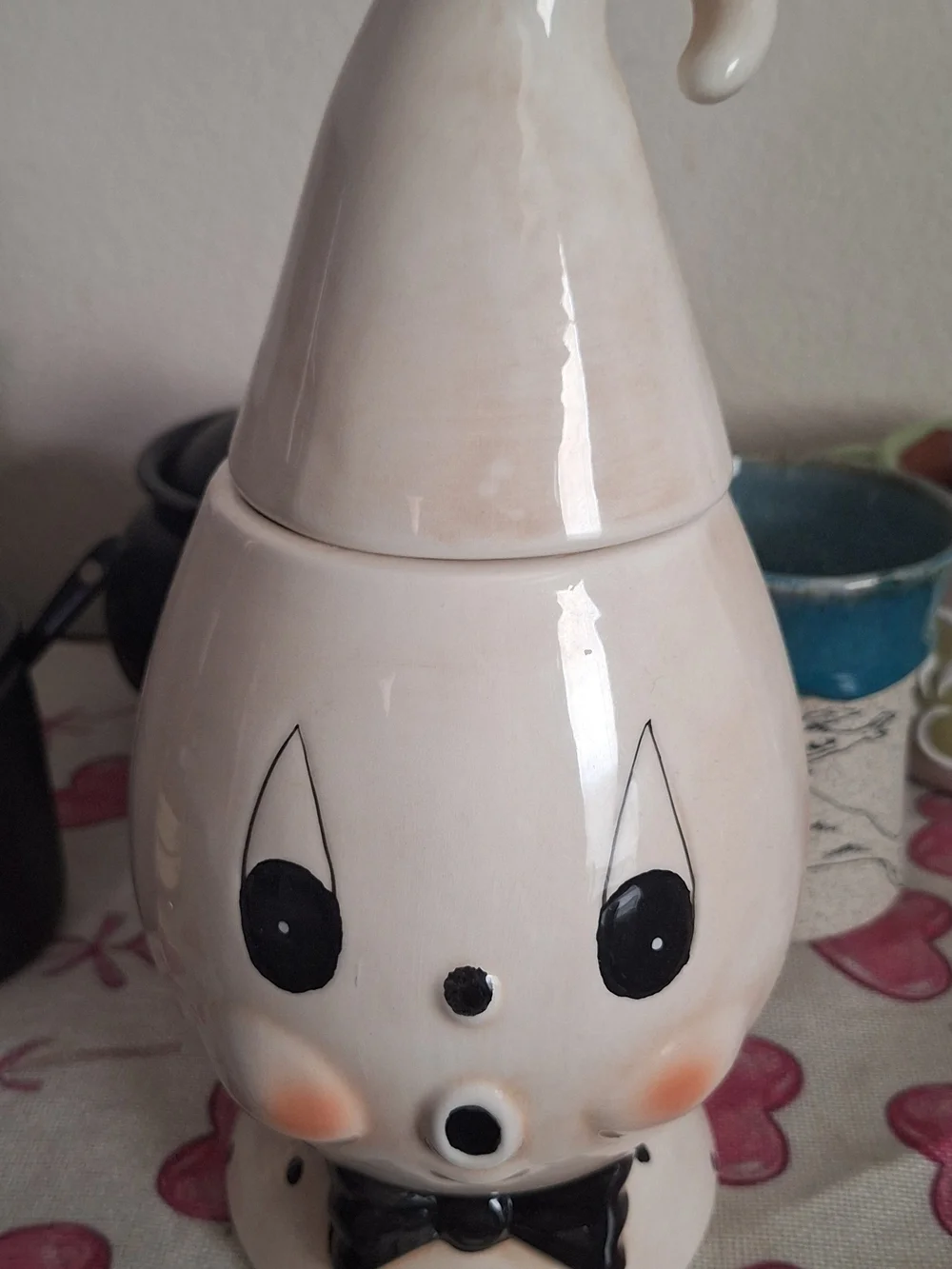 Ceramic Clown Accent Jar in Cream with Black Details - Unbranded
